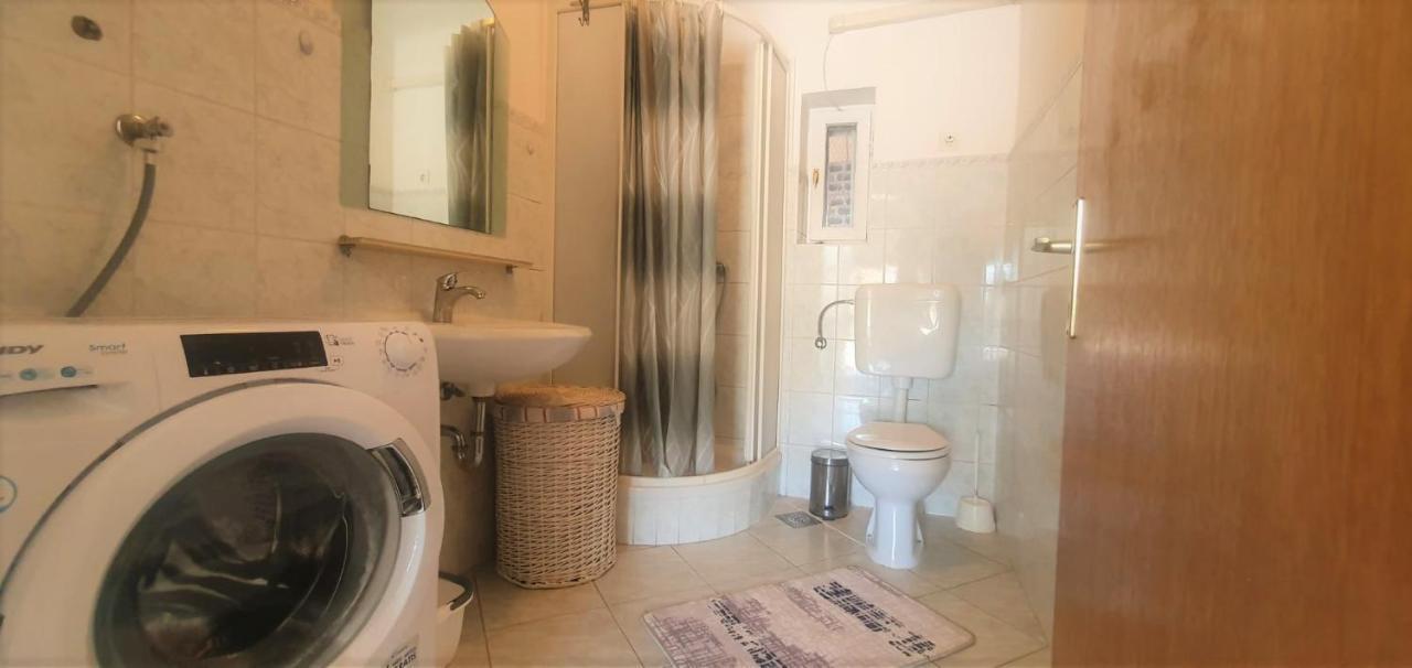 Apartment Fain - Private Parking Zadar Luaran gambar
